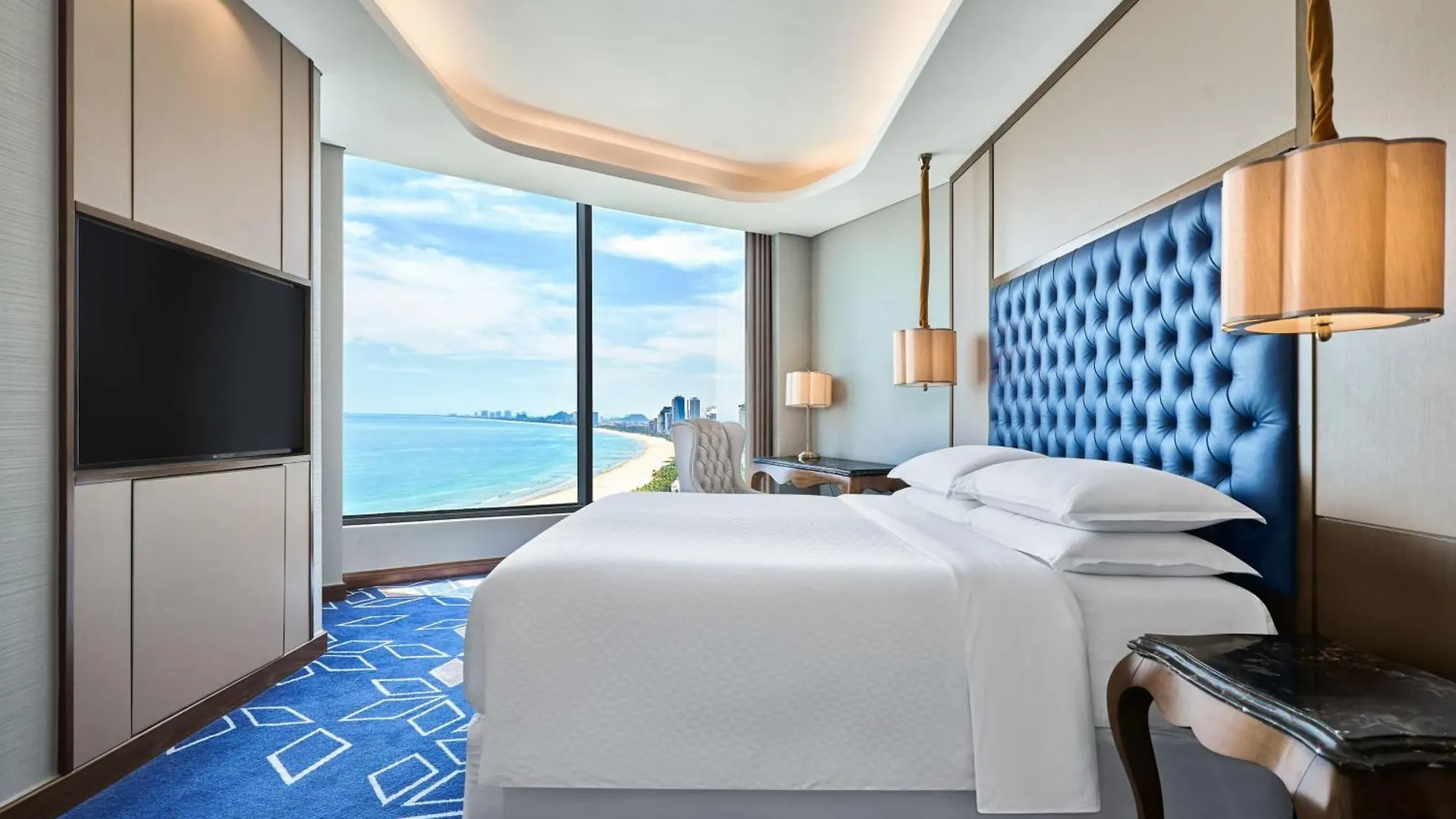 Four Points By Sheraton Danang 5*, דה נאנג