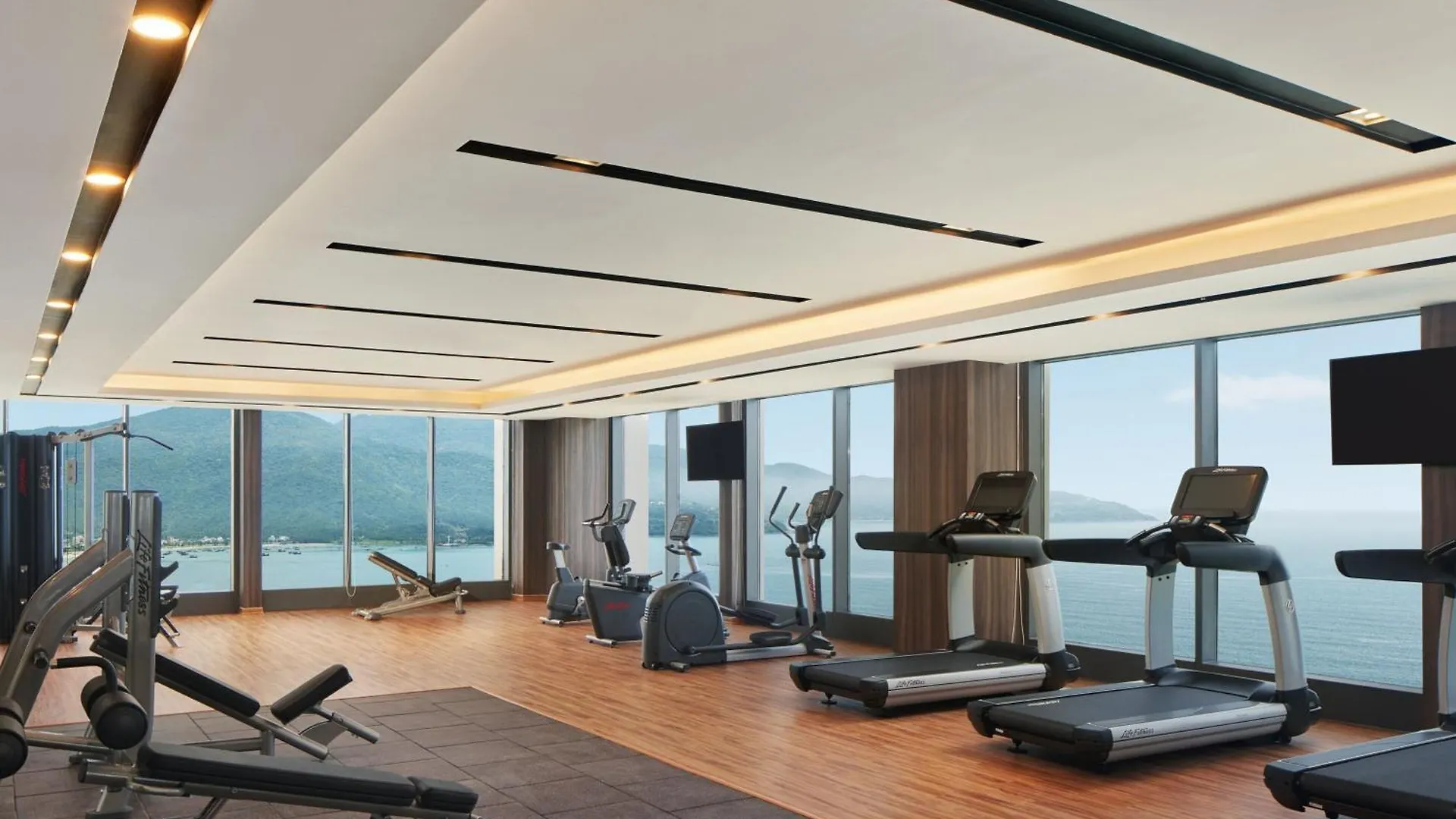 Four Points By Sheraton Danang 5*,  Vietnam