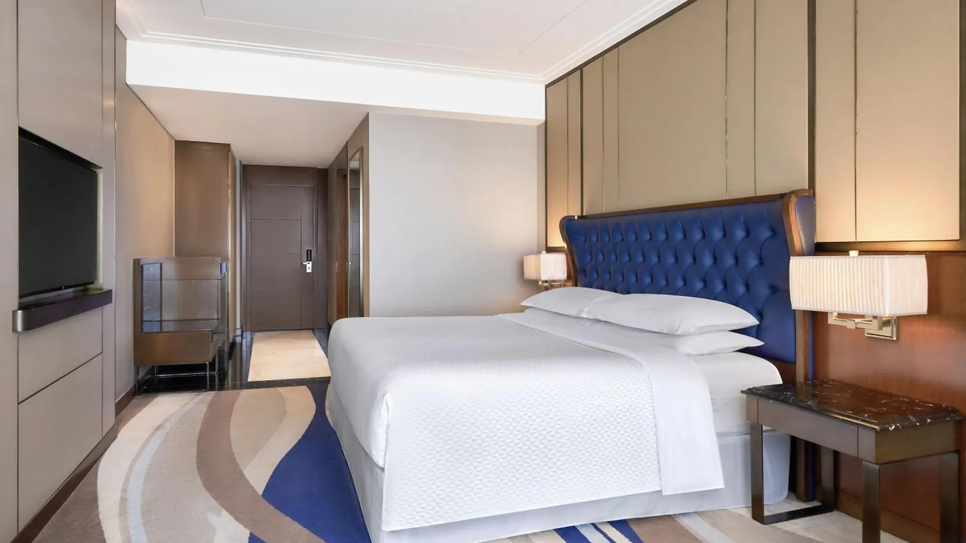 Four Points By Sheraton Danang Hotel